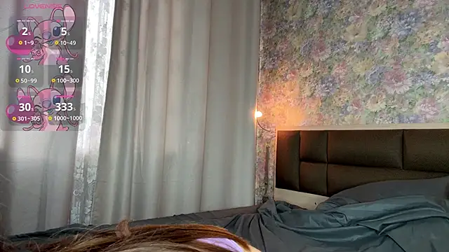 LoraDavi online show from April 23, 12:29 pm