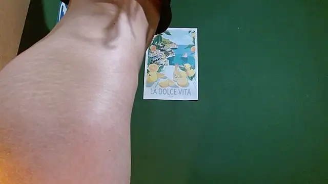 Roxiehood online show from April 21, 2:51 am