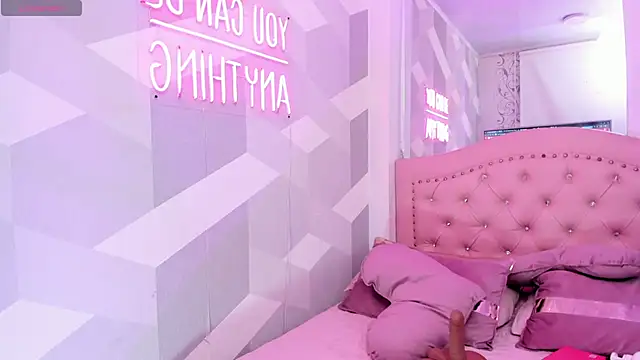 BiancaShermann online show from June 12, 9:23 pm