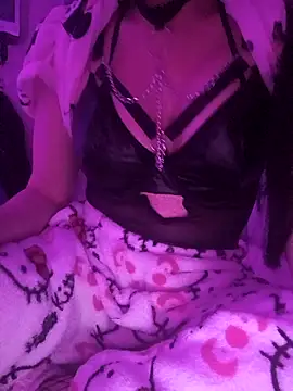 Hottiesophie online show from April 22, 9:34 pm