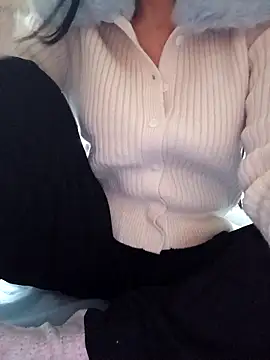 Hottiesophie online show from April 25, 3:09 pm