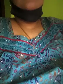 Villageanuty online show from February 4, 9:01 am