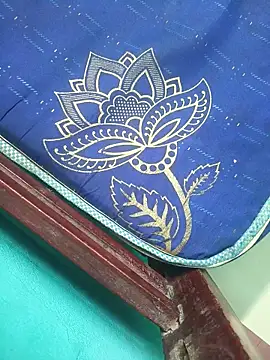 Villageanuty online show from June 12, 11:51 am