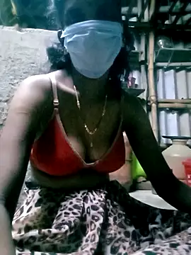 Snapshot of Tamilauntyhot chatting on October 4, 2:50 am Tamilauntyhot online show from October 4, 2:50 am