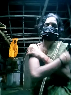 Snapshot of Tamilauntyhot chatting on October 8, 12:59 am Tamilauntyhot online show from October 8, 12:59 am