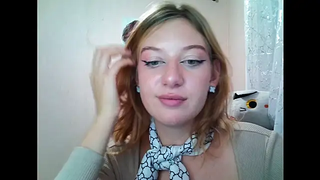 Snapshot of Lily_Ember chatting on September 17, 4:27 pm Lily Ember online show from September 17, 4:27 pm