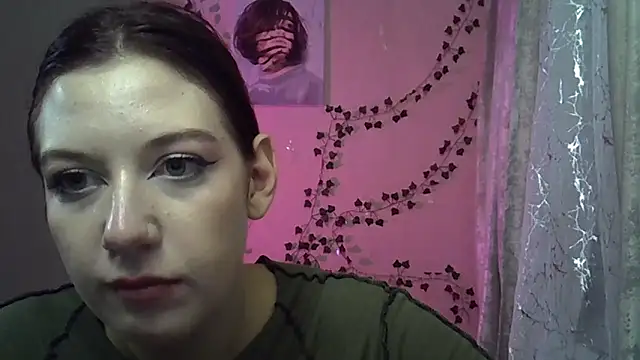 Snapshot of Lily_Ember chatting on October 16, 7:16 pm Lily Ember online show from October 16, 7:16 pm