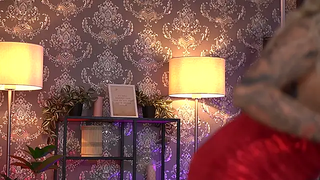 AlmaVelia online show from September 12, 7:32 pm