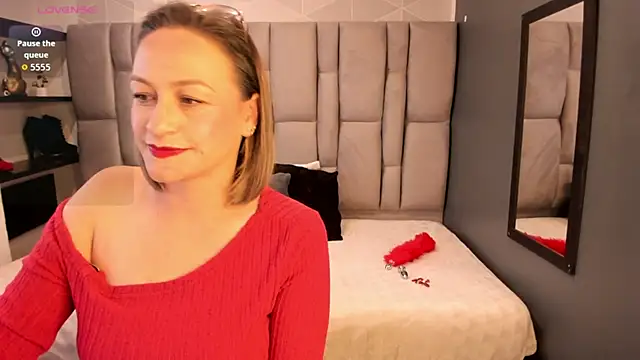 Charlot milf online show from June 10, 12:48 pm