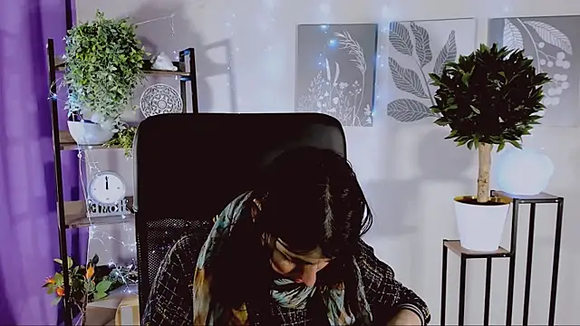 MartaEdams online show from April 22, 6:21 am