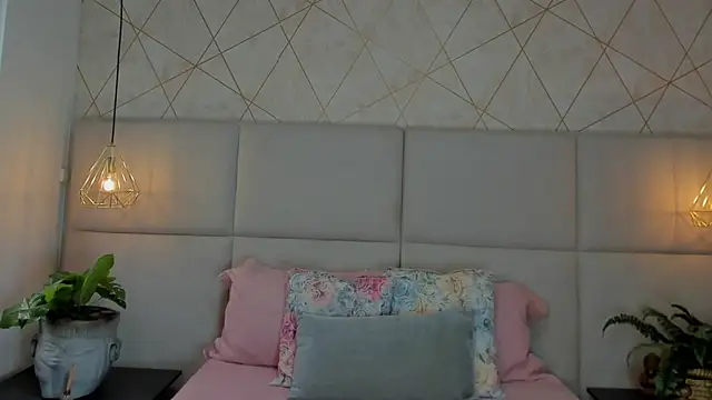 SamayRyann online show from April 23, 1:57 pm