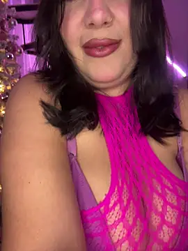 victoria amatista  online show from December 5, 6:57 am