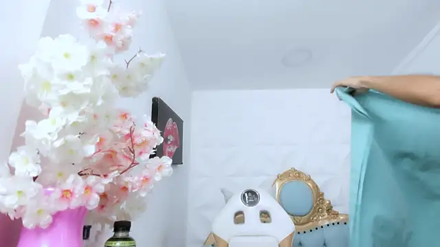 eimy skinny  online show from October 29, 6:54 pm