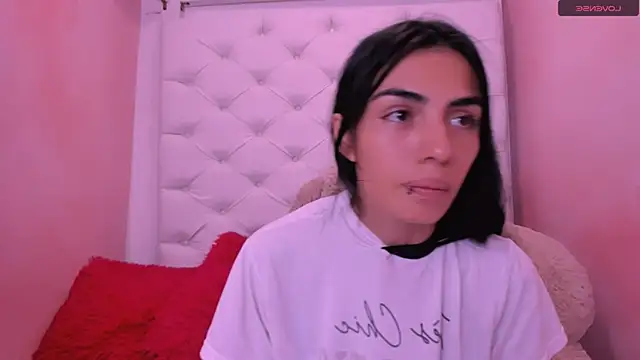 eimy skinny  online show from April 25, 1:41 pm