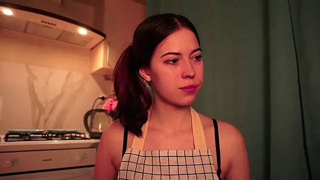 ywixos online show from April 25, 4:15 pm