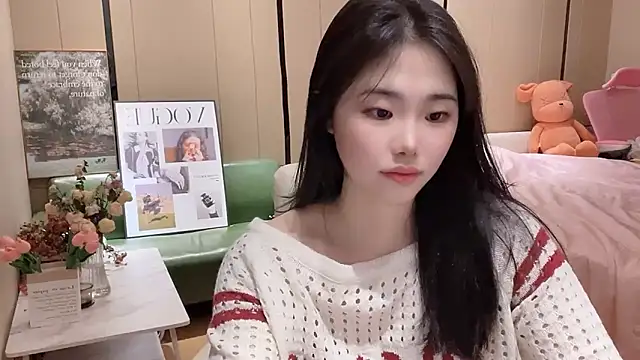 suki-1 online show from October 12, 3:25 pm