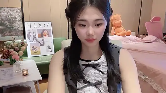 suki-1 online show from October 9, 8:40 am