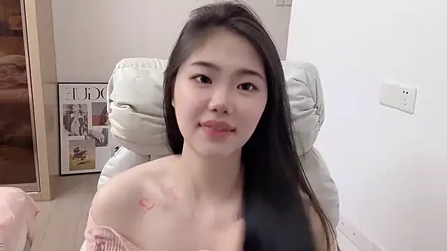 suki-1 online show from November 18, 4:08 pm