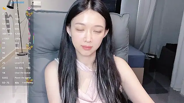 NiNi-baby520 online show from October 9, 7:45 am