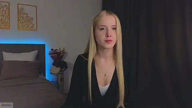 Snapshot of Adele_Armas chatting on October 8, 11:31 pm Adele Armas online show from October 8, 11:31 pm