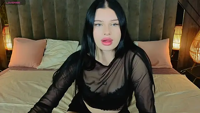 Neyla Charm online show from November 19, 8:31 pm