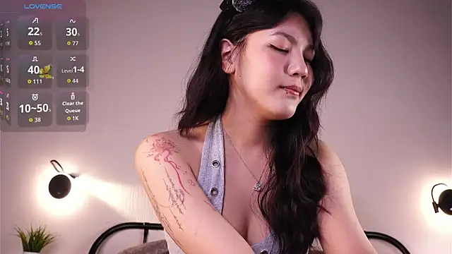 MoiraEger online show from April 26, 4:05 pm