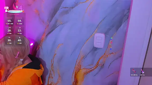 hinata dolly online show from April 21, 11:39 am