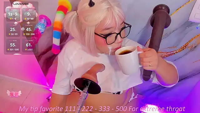 hinata dolly online show from September 11, 11:54 am