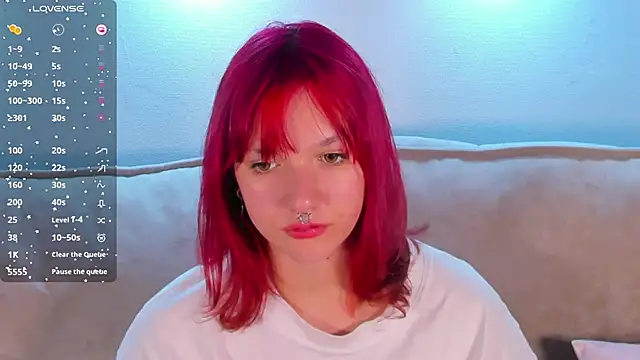 Molly Platt online show from September 10, 1:44 pm