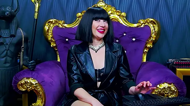 LaraMaeve online show from February 17, 6:13 am