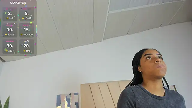 Snapshot of Sophia_Ebony chatting on September 29, 12:32 pm Sophia Ebony online show from September 29, 12:32 pm