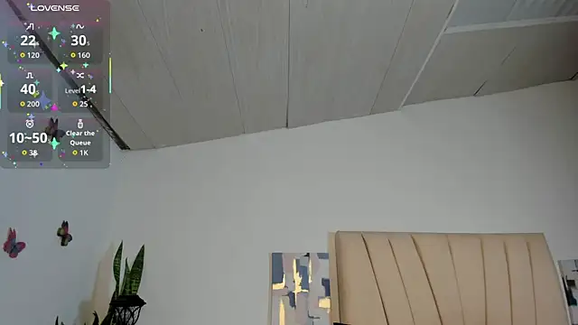 Snapshot of Sophia_Ebony chatting on October 1, 12:54 pm Sophia Ebony online show from October 1, 12:54 pm