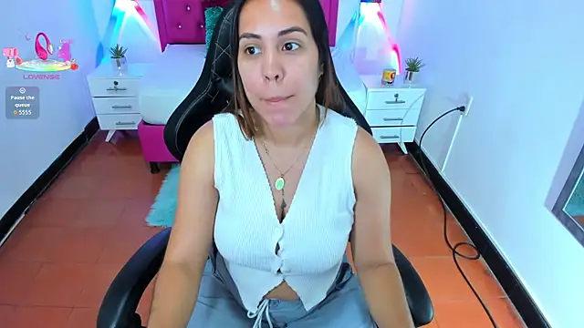 lissa jhonsoon online show from October 8, 3:11 am