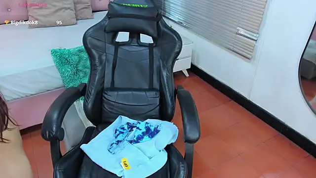 lissa jhonsoon online show from February 27, 2:33 am