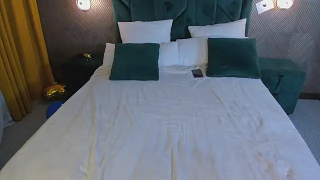 Chloee White online show from April 25, 12:41 pm