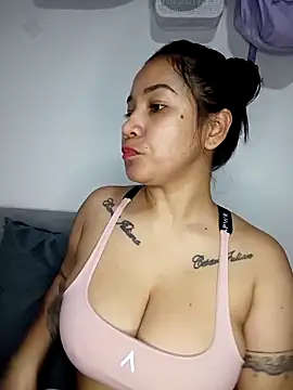 violettaa millerss online show from April 27, 12:08 am