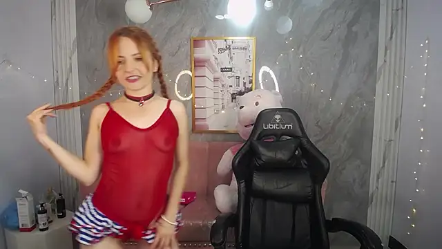 mady0619 ch online show from April 18, 1:02 pm