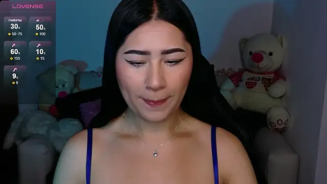 evelyn ch  online show from December 2, 3:58 pm