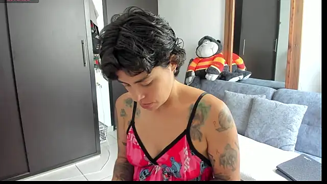 natt op online show from April 24, 4:43 pm