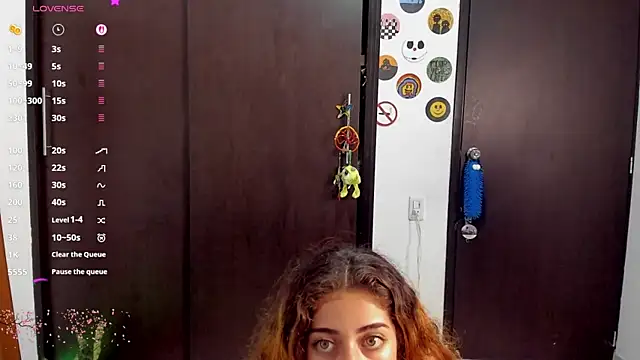 Snapshot of star_shooting8 chatting on October 3, 12:27 am star shooting8 online show from October 3, 12:27 am