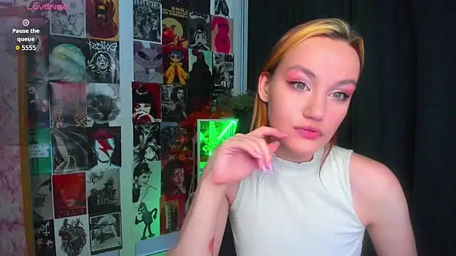 Ida FaneStain online show from December 22, 9:12 am