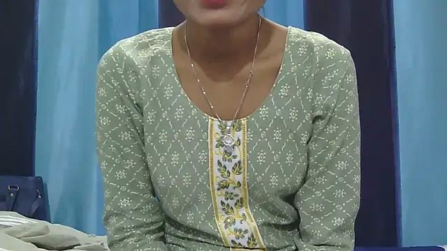 Aarti misty71 online show from December 4, 5:32 am