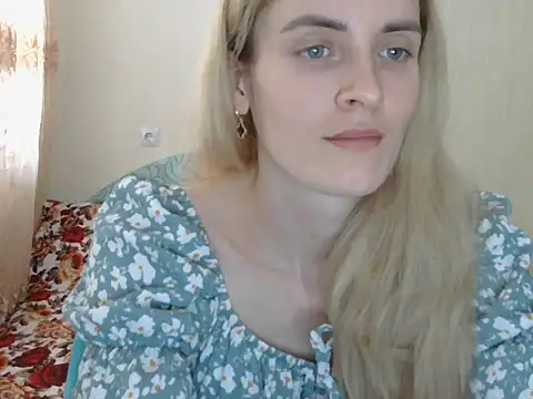 JayeTyler online show from February 12, 8:49 am