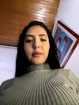 Snapshot of oh_nina chatting on October 10, 9:41 pm oh nina online show from October 10, 9:41 pm