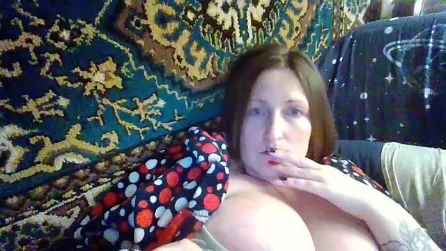 Snapshot of AllaSowinskaya chatting on October 19, 7:27 pm AllaSowinskaya online show from October 19, 7:27 pm