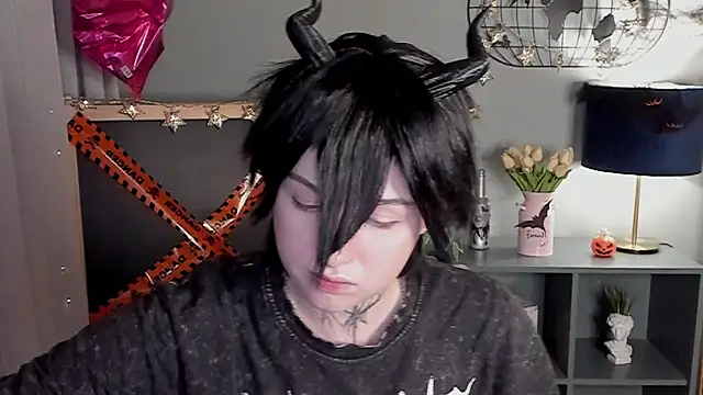 ayakskalermonss online show from October 28, 2:23 pm