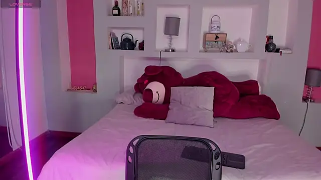 Camila Rivers online show from April 22, 12:46 pm