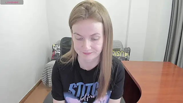 Alisha Skyes online show from June 7, 7:21 pm