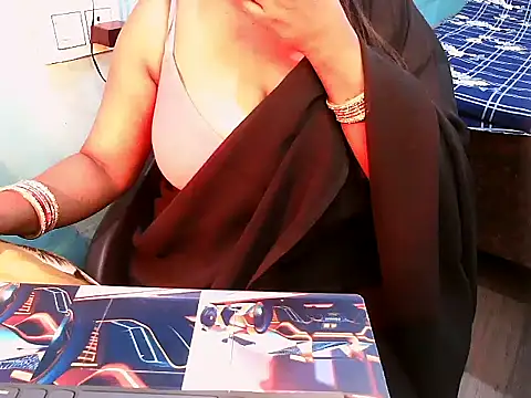 PREETI BABY online show from March 28, 3:55 pm