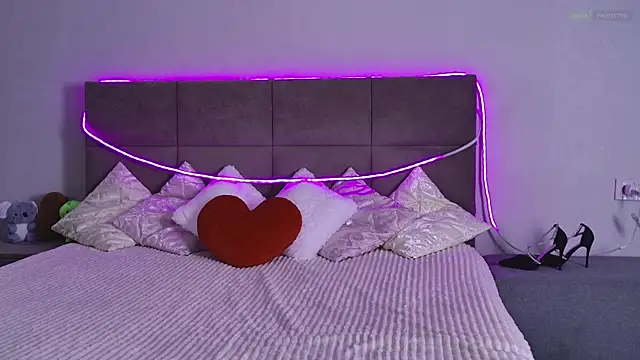 Ailita online show from April 10, 12:22 pm